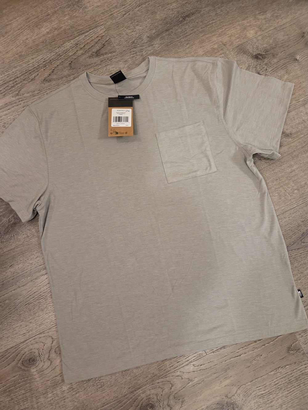 The North Face Men's Pocket Crew Tee in Light Gray